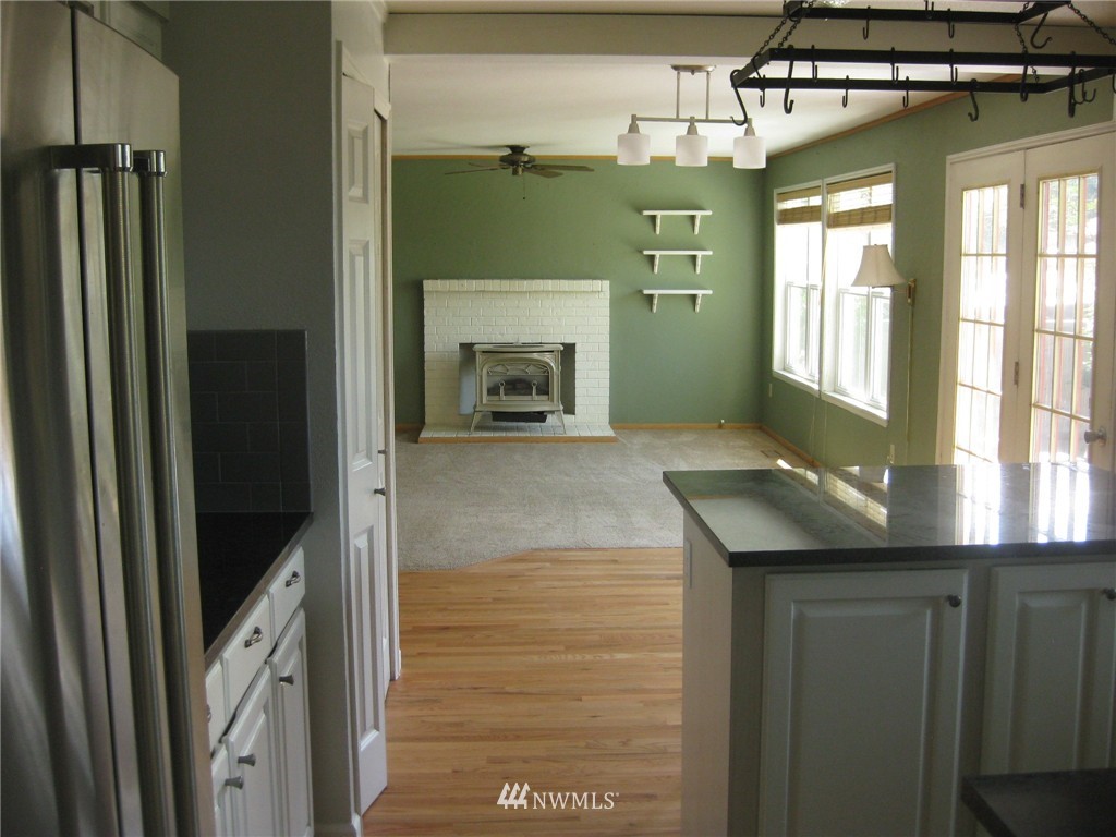 2220 240th Place Southeast Bothell, WA 98021 - Photo 6 of 25