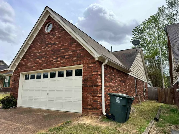 $1,590 | 8415 Jacob Drive, Memphis, TN 38016