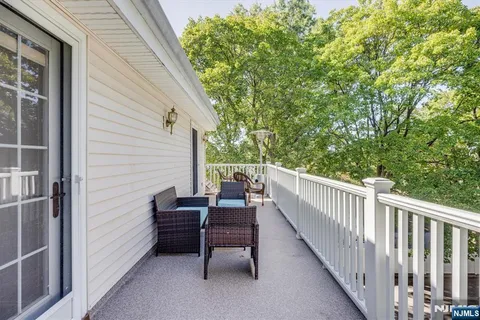 $2,499,000 | 230 Springfield Avenue, Rutherford, NJ 07070