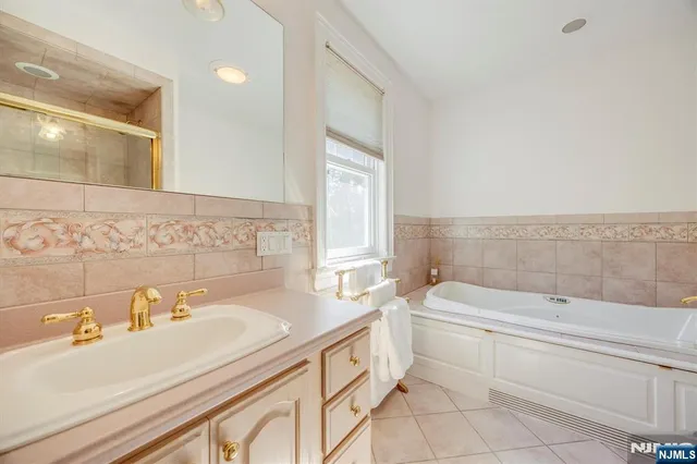 $2,499,000 | 230 Springfield Avenue, Rutherford, NJ 07070