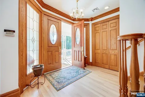 $2,499,000 | 230 Springfield Avenue, Rutherford, NJ 07070