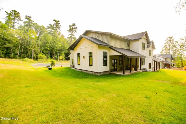 $1,495,000 | 3259 Lake Shore Drive, Unit 4, Lake George, NY 12845