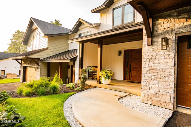 $1,495,000 | 3259 Lake Shore Drive, Unit 4, Lake George, NY 12845