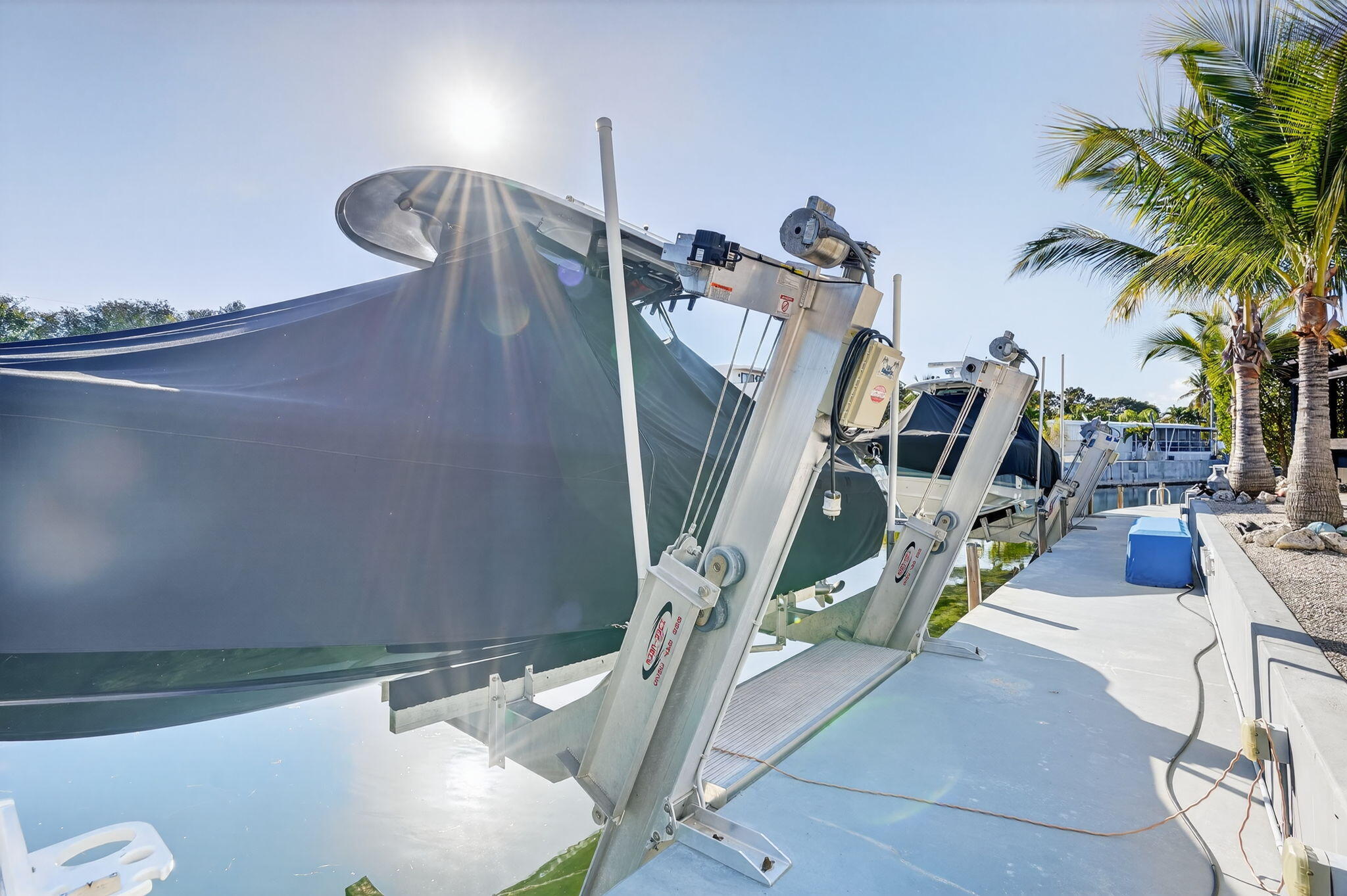 1127 Gulfstream Lane Key Largo, FL 33037 - Photo 23 of 40 23-web-or-mls-024_DSC09608