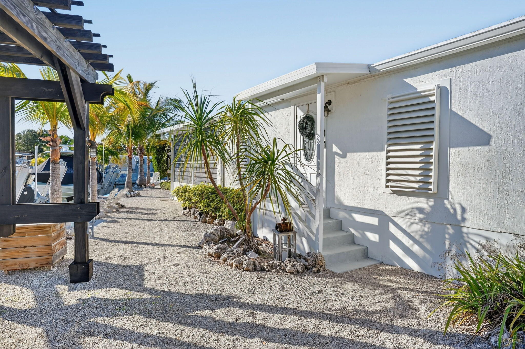 1127 Gulfstream Lane Key Largo, FL 33037 - Photo 4 of 40 3-web-or-mls-003_DSC09595