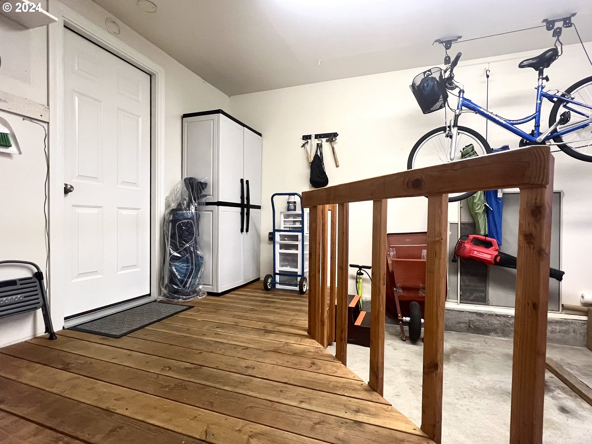 1644 Astor Way Woodburn, OR 97071 - Photo 22 of 28 a view of a livingroom with a furniture wooden floor and windows