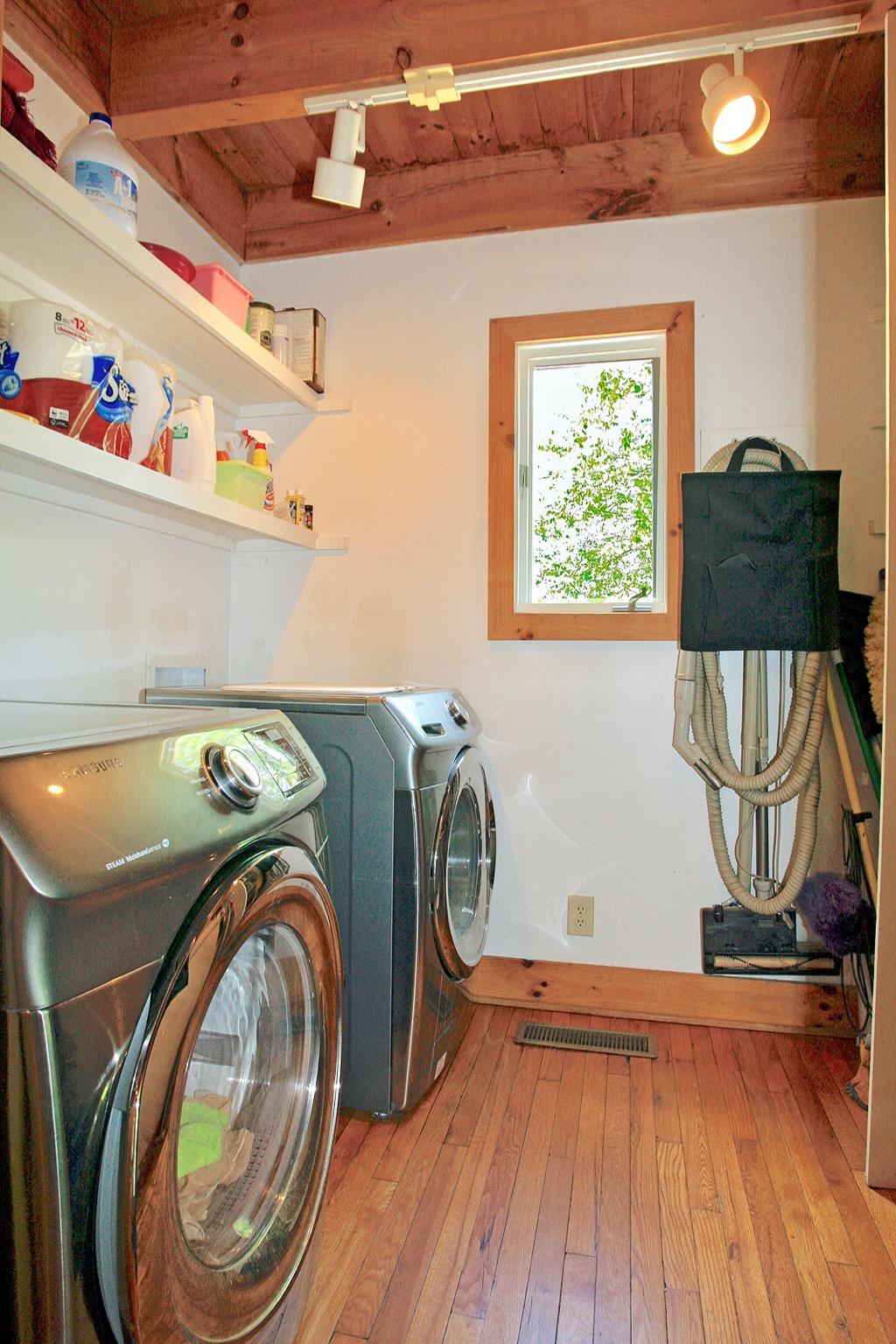 398 George Reed Lane Northwest Floyd, VA 24091 - Photo 15 of 61 a utility room with dryer and washer