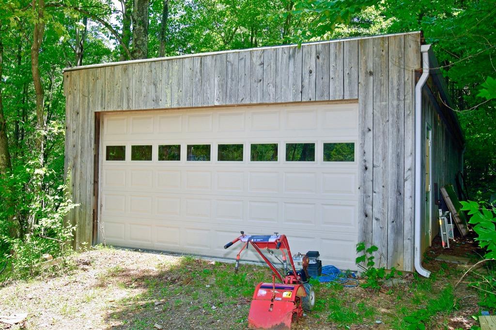 398 George Reed Lane Northwest Floyd, VA 24091 - Photo 59 of 61 a backyard of a house with lots of green space
