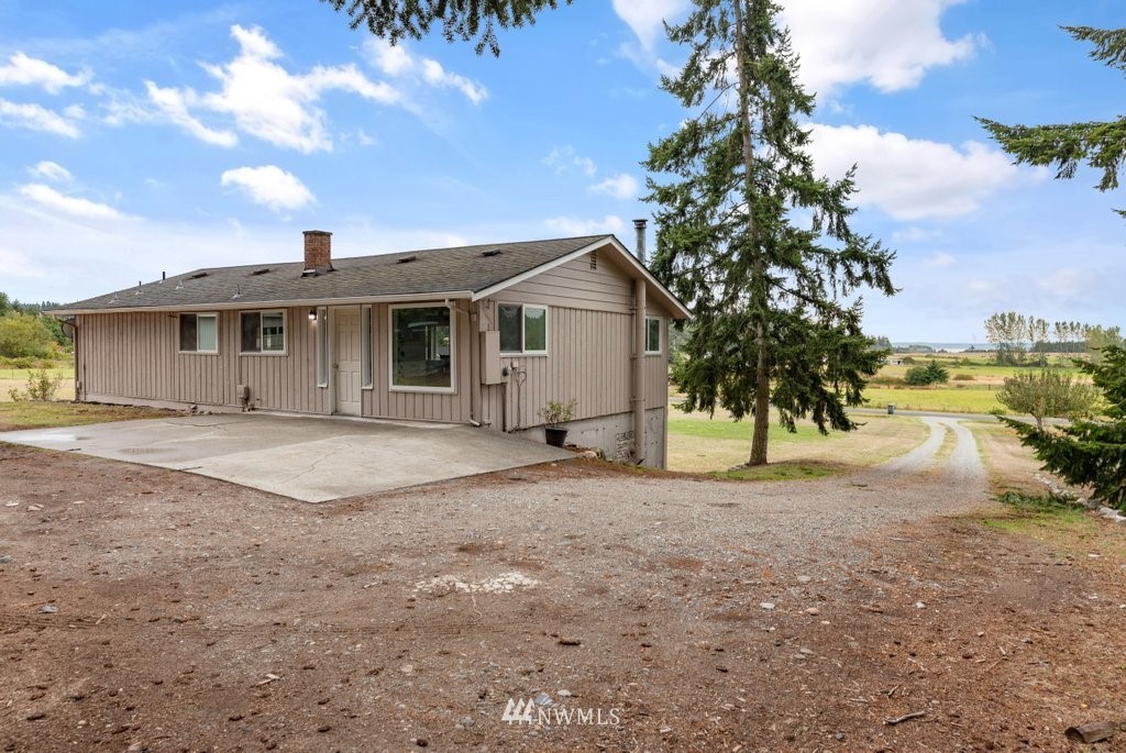 32 West Green Valley Road Oak Harbor, WA 98277 - Photo 4 of 29 Gallery Image 4