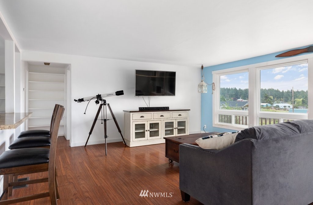 32 West Green Valley Road Oak Harbor, WA 98277 - Photo 7 of 29 Gallery Image 7