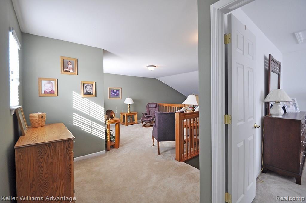 4690 Summer Ridge Drive Howell, MI 48843 - Photo 21 of 40 23_Upstairs_1-2.jpg