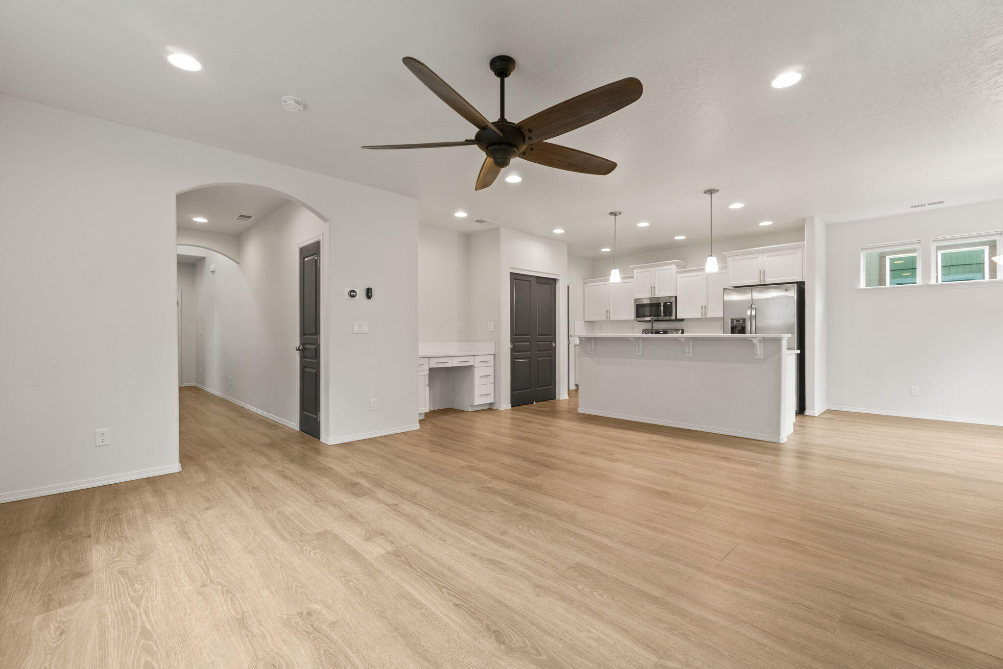 2309 Donegon Road Bend, OR 97701 - Photo 5 of 32 4.0