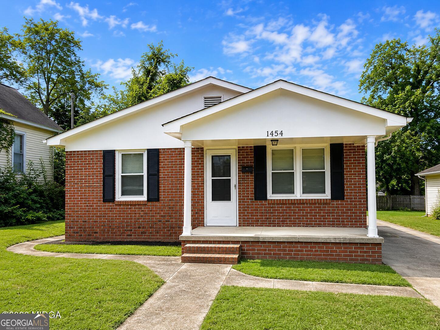 1454 Walnut Street Macon, GA 31201 - Photo 1 of 9