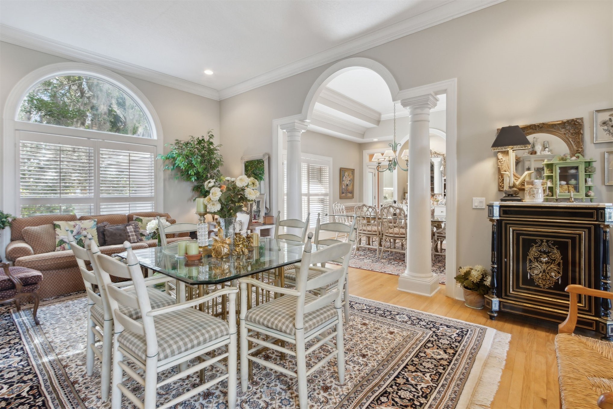 76 Marsh Creek Road Amelia Island, FL 32034 - Photo 37 of 100 a view of a livingroom with furniture and a fireplace