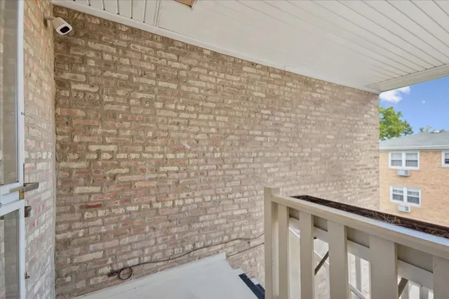 $249,999 | 4501 North Central Avenue, Unit 301, Chicago, IL 60630