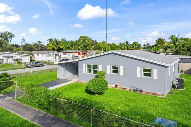 $3,000 | 4685 Southwest 33rd Drive, West Park, FL 33023