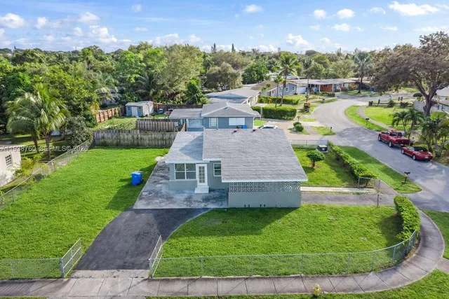 $3,000 | 4685 Southwest 33rd Drive, West Park, FL 33023