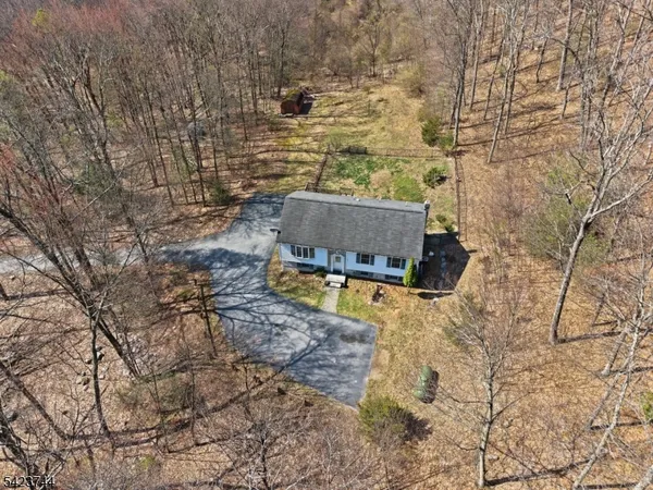 $514,000 | 911 Upper Drive, Newton, NJ 07860