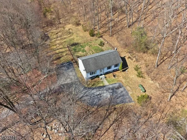 $514,000 | 911 Upper Drive, Newton, NJ 07860