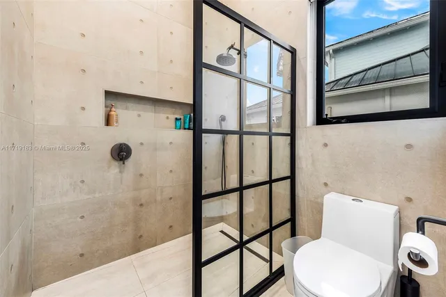 $7,250,000 | 3701 Northeast 26th Avenue, Lighthouse Point, FL 33064