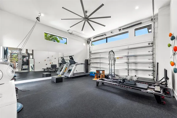 $6,950,000 | 3701 Northeast 26th Avenue, Lighthouse Point, FL 33064