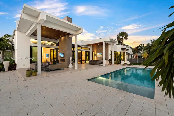 $6,950,000 | 3701 Northeast 26th Avenue, Lighthouse Point, FL 33064