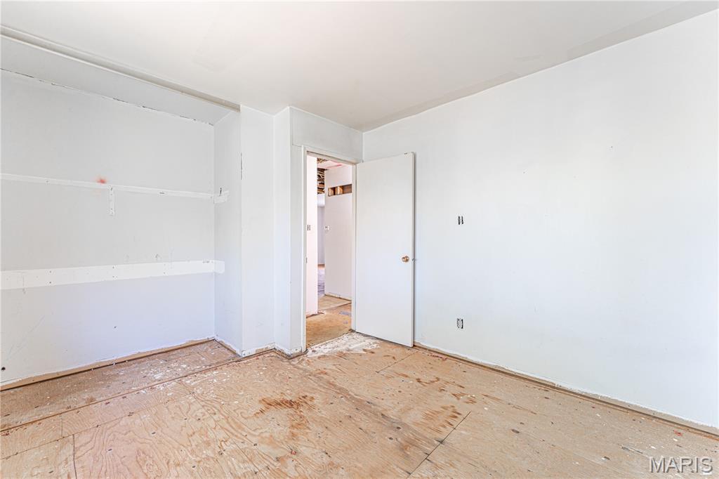 937 Napoli Drive Ballwin, MO 63021 - Photo 15 of 38