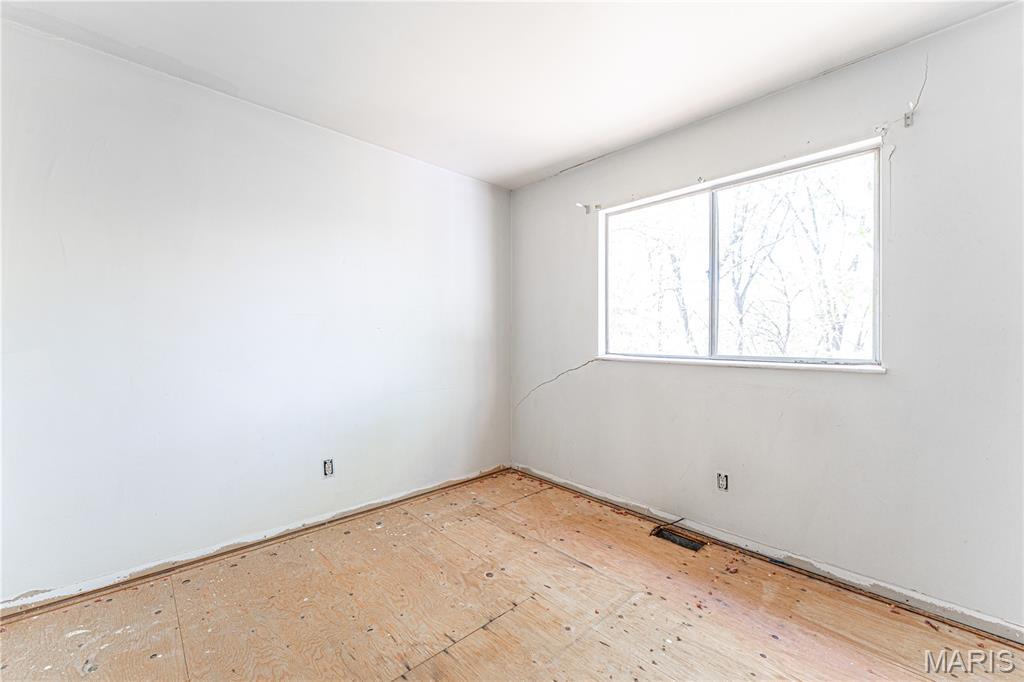 937 Napoli Drive Ballwin, MO 63021 - Photo 17 of 38