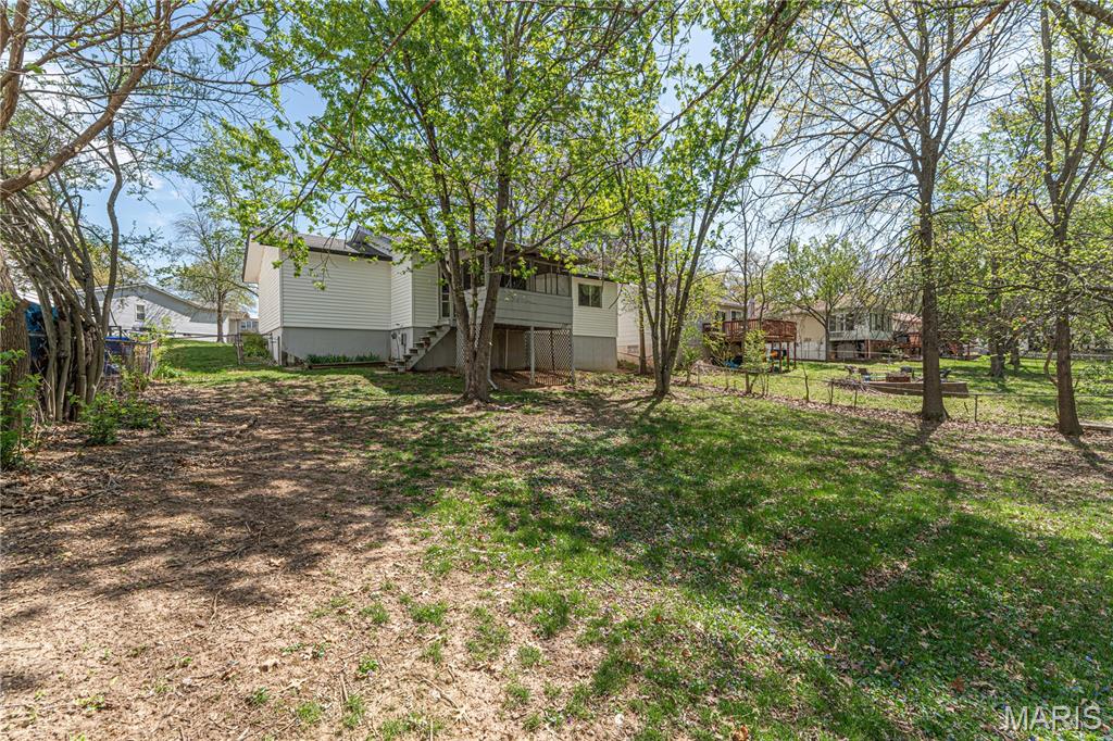 937 Napoli Drive Ballwin, MO 63021 - Photo 2 of 38