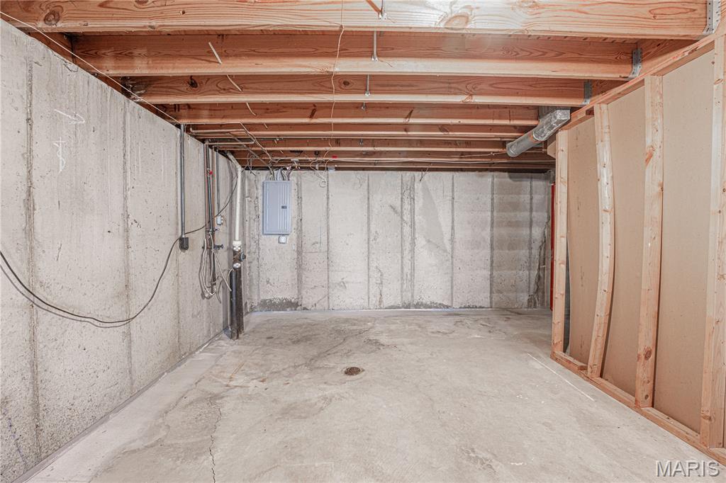 937 Napoli Drive Ballwin, MO 63021 - Photo 28 of 38