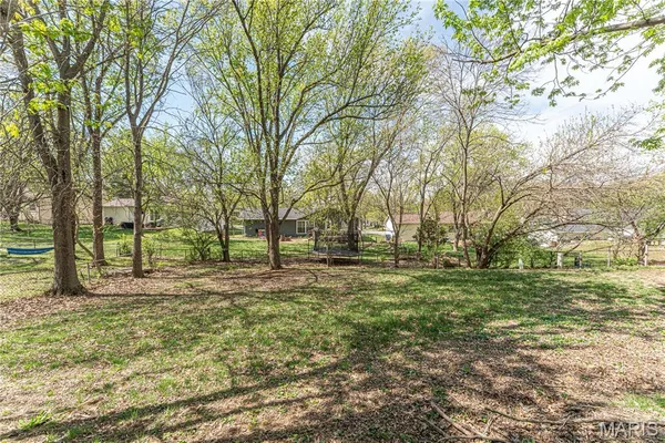 $250,000 | 937 Napoli Drive, Ballwin, MO 63021