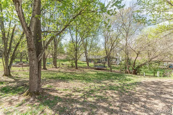 $250,000 | 937 Napoli Drive, Ballwin, MO 63021