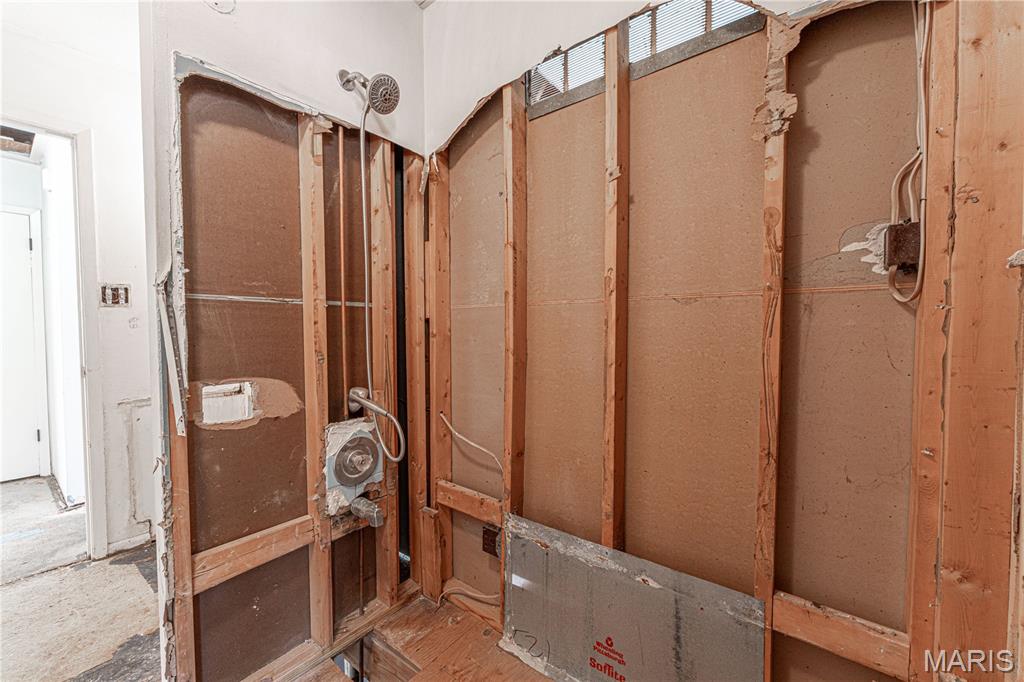 937 Napoli Drive Ballwin, MO 63021 - Photo 10 of 38