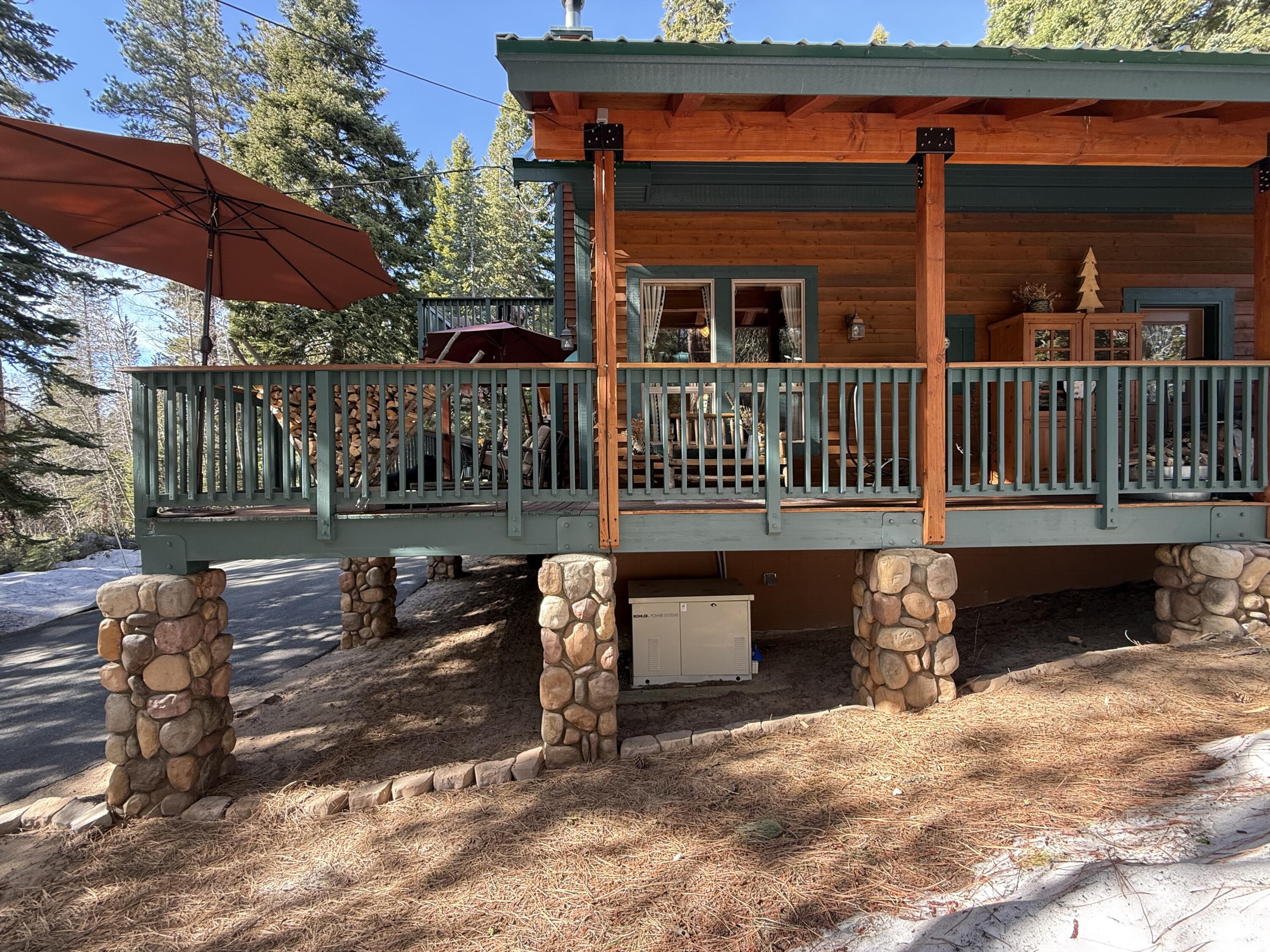 57968 Fox Drive Springville, CA 93265 - Photo 18 of 30 a view of a chair and table in the patio