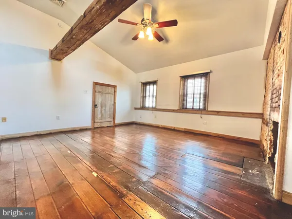 $345,000 | 203 West Franklin Street, Womelsdorf, PA 19567