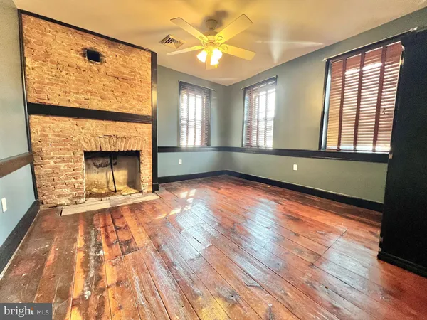 $345,000 | 203 West Franklin Street, Womelsdorf, PA 19567