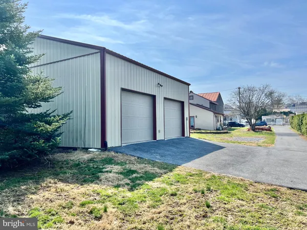 $345,000 | 203 West Franklin Street, Womelsdorf, PA 19567