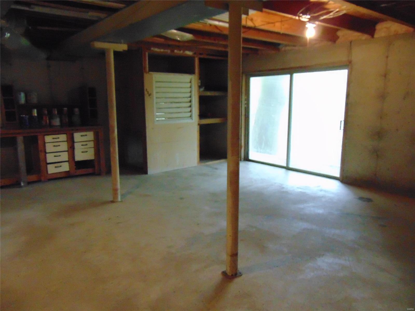 13215 Cemetery Road Dow, IL 62022 - Photo 15 of 29