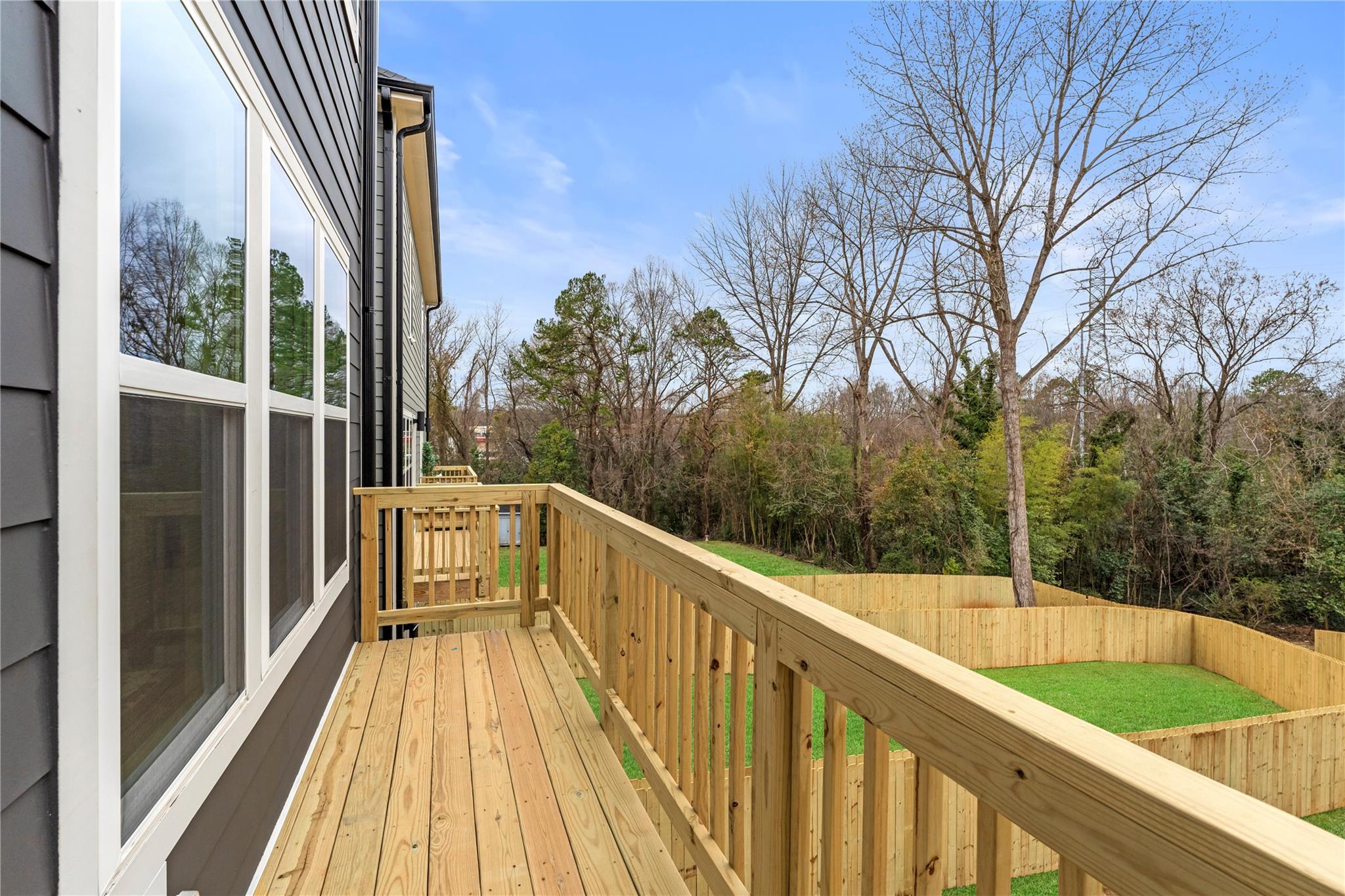 1502 Effingham Road Charlotte, NC 28208 - Photo 4 of 27