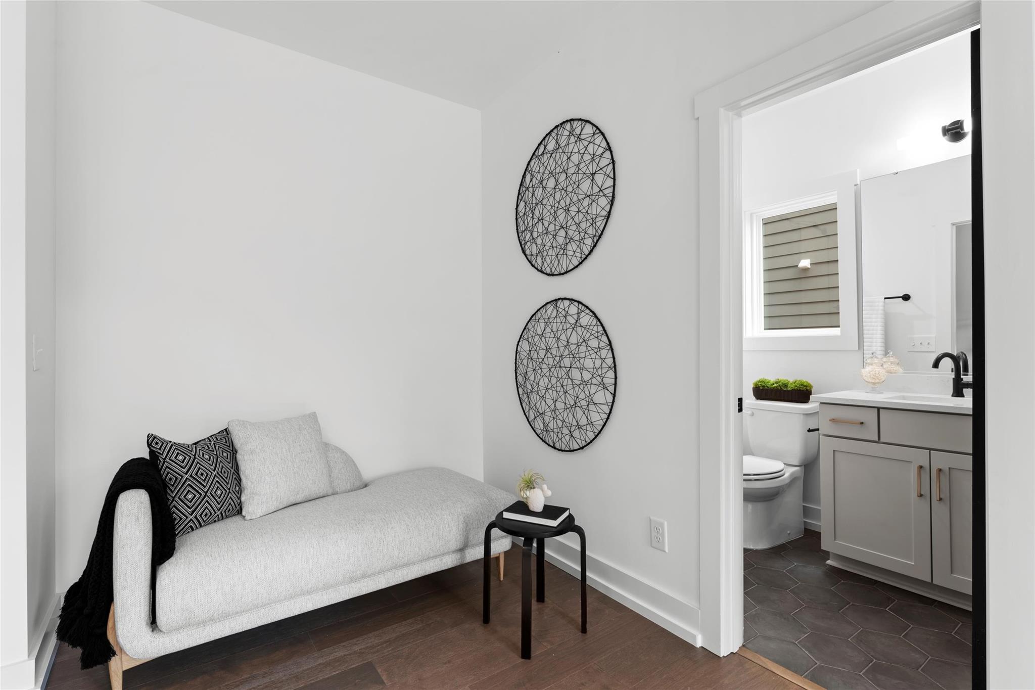 1502 Effingham Road Charlotte, NC 28208 - Photo 6 of 27