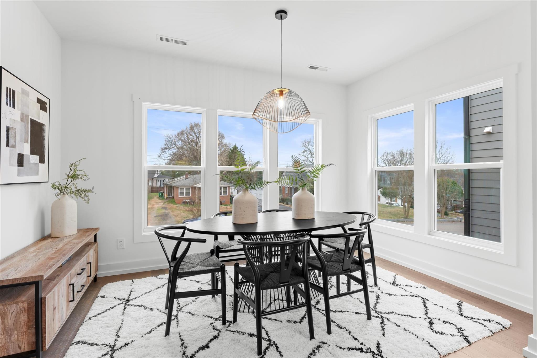 1502 Effingham Road Charlotte, NC 28208 - Photo 8 of 27