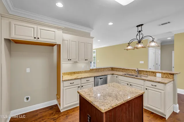 $525,000 | 2913 Holden Drive, Vancleave, MS 39565