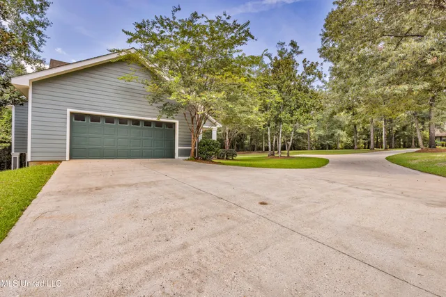 $525,000 | 2913 Holden Drive, Vancleave, MS 39565