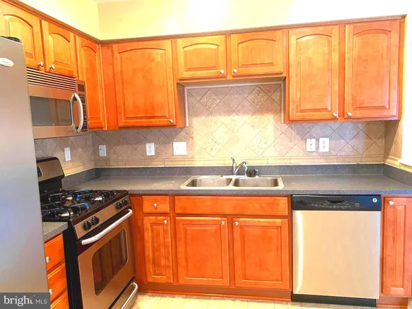 $2,600 | 7329 Granite Woods Court, Woodlawn, MD 21244