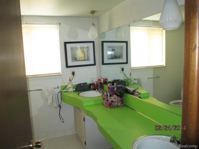 35023 Shell Drive Sterling Heights, MI 48310 - Photo 18 of 28 2014-02-24 14.06