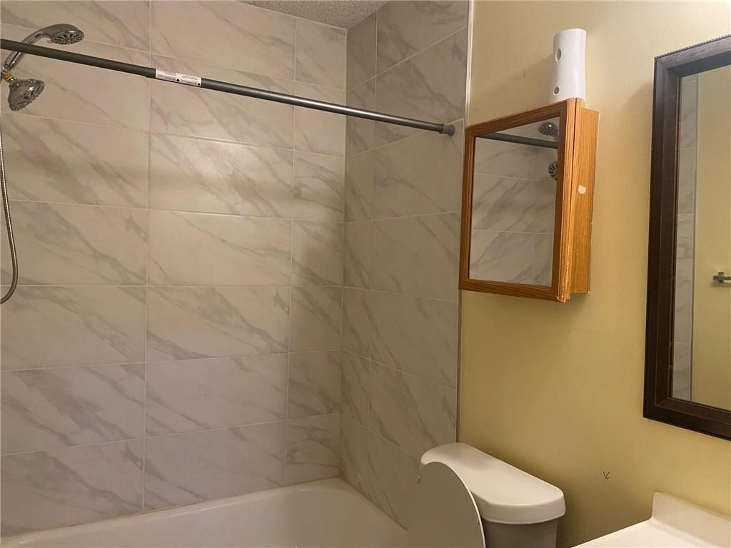 8215 Northwest Mace Road Kansas City, MO 64152 - Photo 5 of 8