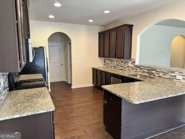 $2,150 | 3405 Castleberry Vil Circle, Cumming, GA 30040