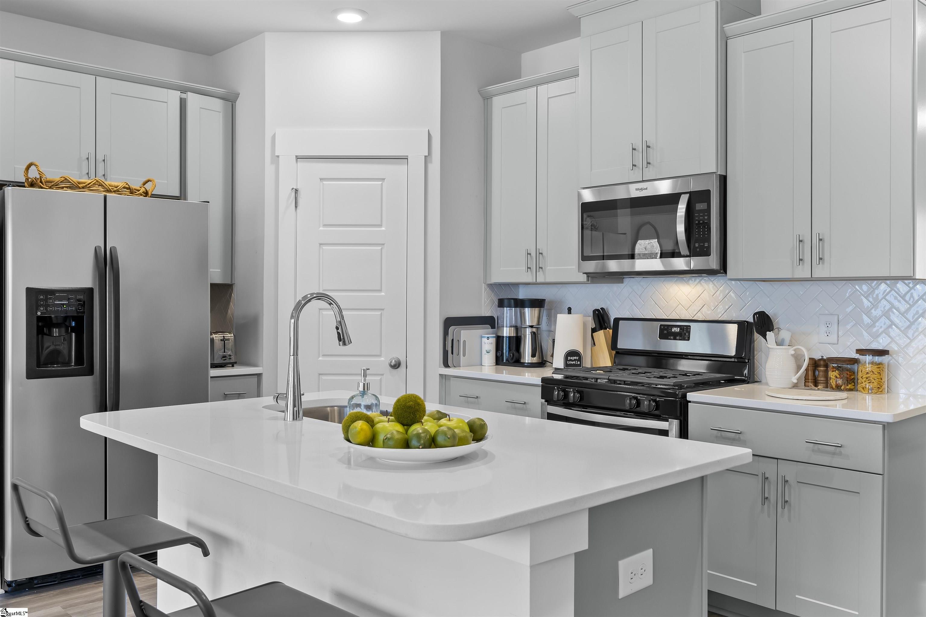 842 Thread Way Greer, SC 29651 - Photo 5 of 31