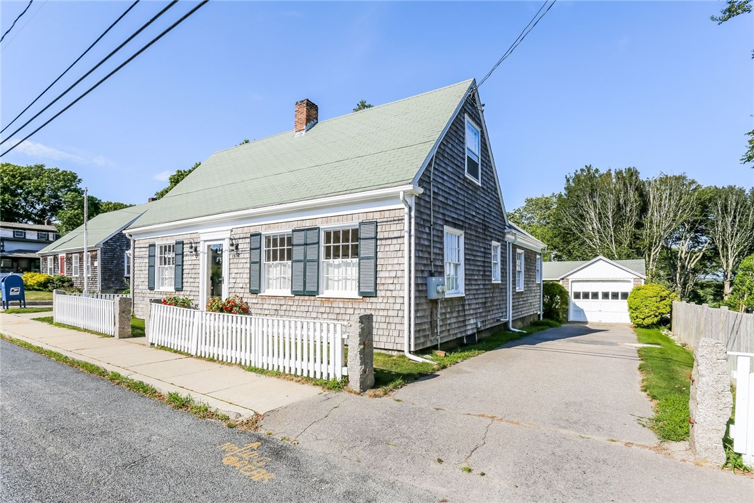 1974 Main Road Westport Point, MA 02791 - Photo 3 of 28