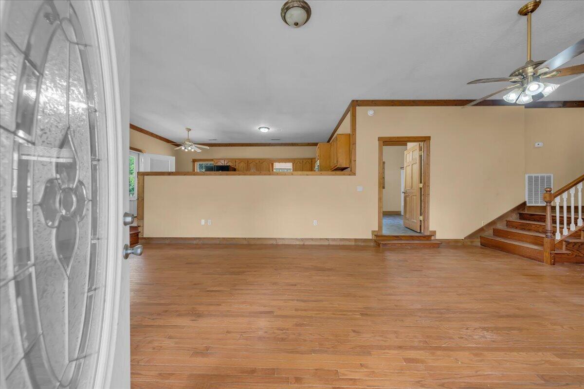 360 Dixon Cove Road Sequatchie, TN 37374 - Photo 6 of 42 07-BOX09528